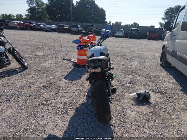 2017 YAMAHA FZ09 6