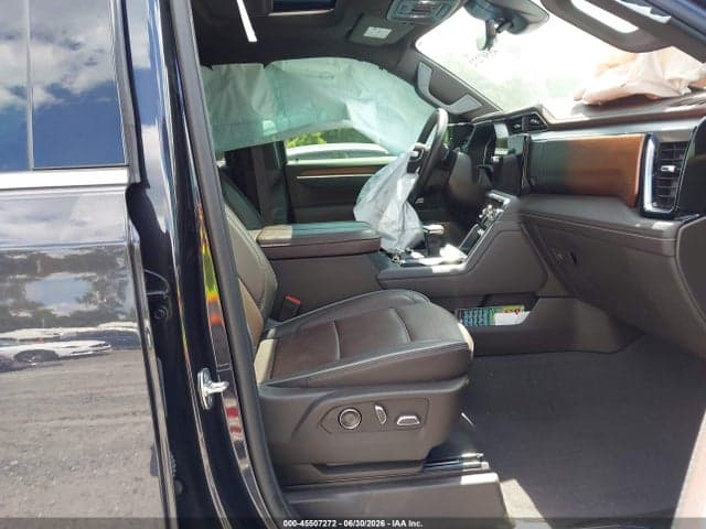 2025 GMC SIERRA 1500 4WD SHORT BOX DENALI 5