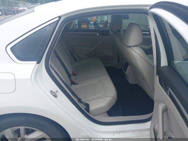2018 VOLKSWAGEN PASSAT 2.0T SE 8