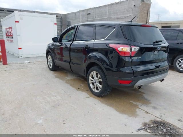 2017 FORD ESCAPE SE 3