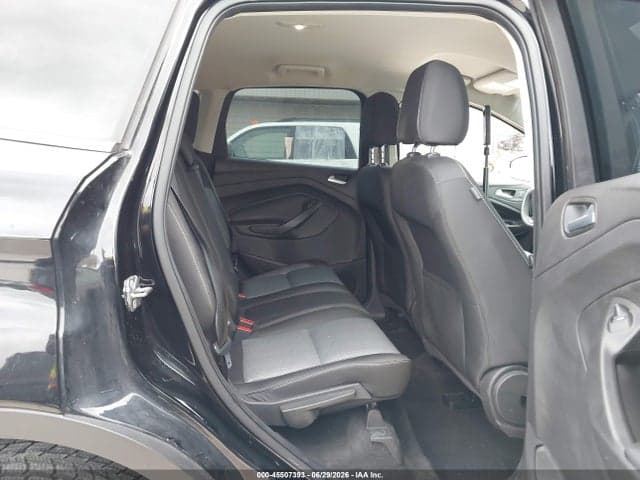 2017 FORD ESCAPE SE 8