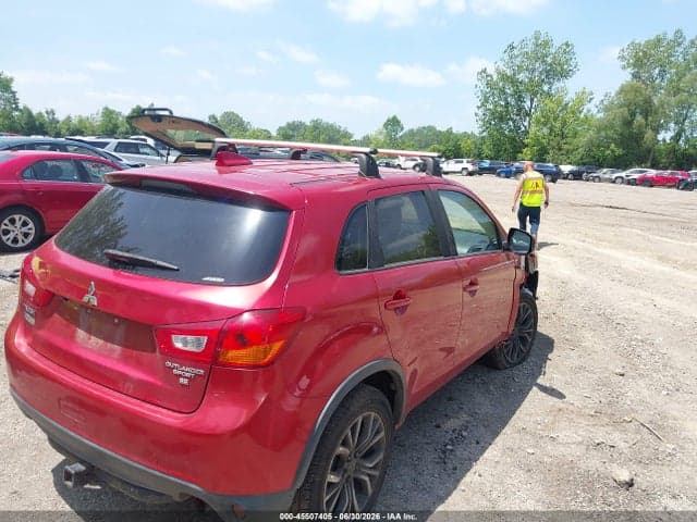 2017 MITSUBISHI OUTLANDER SPORT 2.4 SE 4