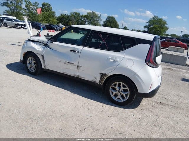 2023 KIA SOUL LX 3