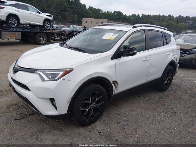 2017 TOYOTA RAV4 SE 2