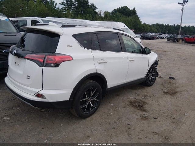 2017 TOYOTA RAV4 SE 4