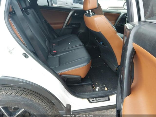2017 TOYOTA RAV4 SE 8