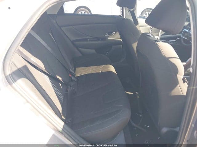 2021 HYUNDAI ELANTRA SEL 8
