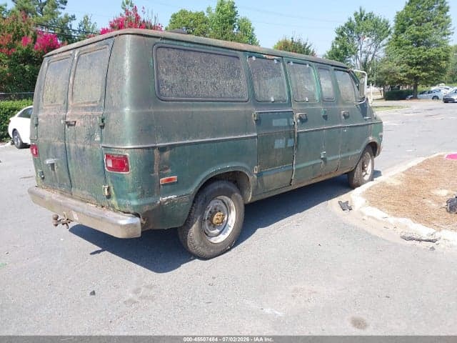 1972 DODGE RAM VAN 4