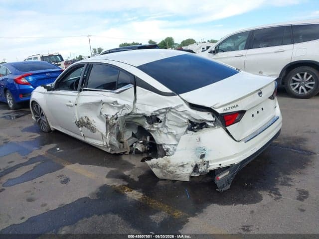 2022 NISSAN ALTIMA SR INTELLIGENT AWD 3