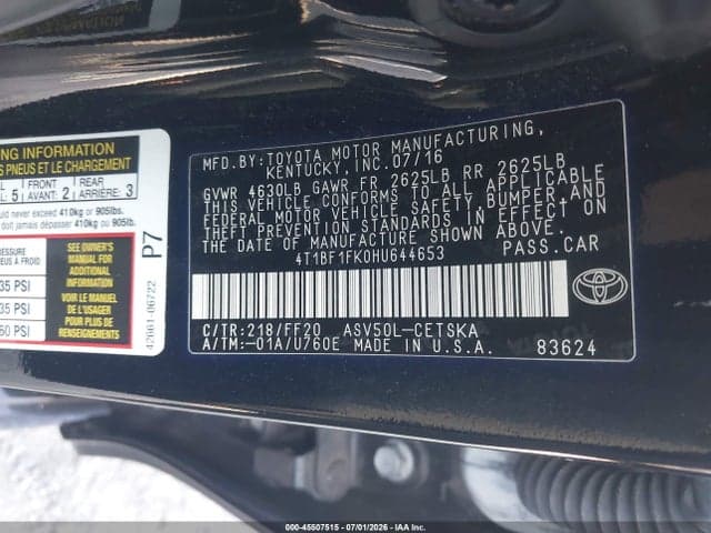 2017 TOYOTA CAMRY SE 9