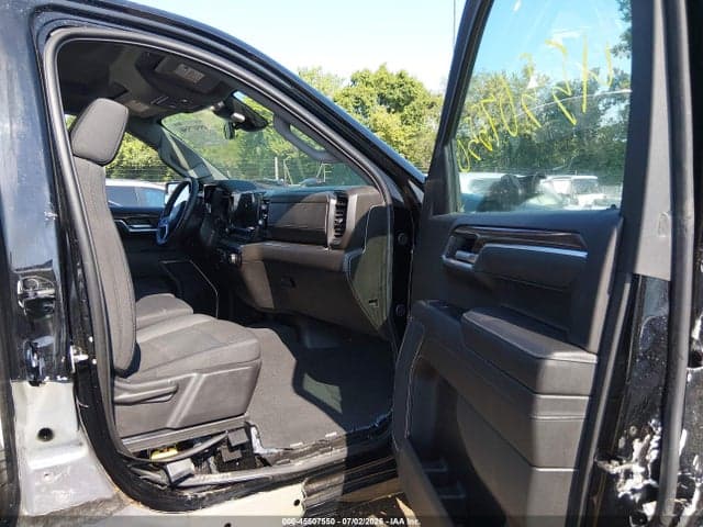 2025 CHEVROLET SILVERADO 1500 4WD STANDARD BED LT WITH 2FT 5
