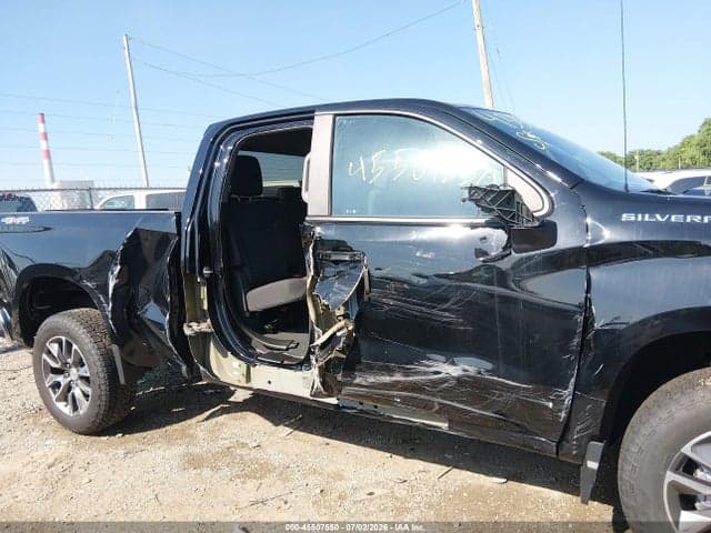 2025 CHEVROLET SILVERADO 1500 4WD STANDARD BED LT WITH 2FT 6