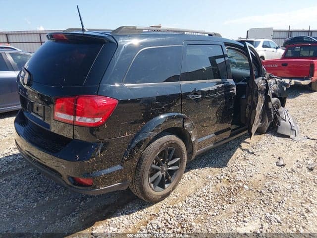 2019 DODGE JOURNEY SE 4