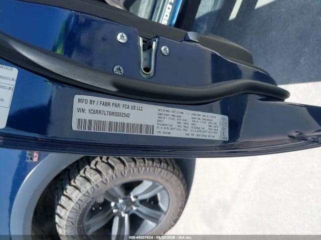 2021 RAM 1500 CLASSIC SLT 9