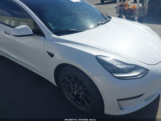 2018 TESLA MODEL 3 LONG RANGE/PERFORMANCE 6