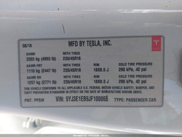 2018 TESLA MODEL 3 LONG RANGE/PERFORMANCE 9