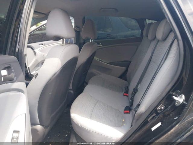 2017 HYUNDAI ACCENT SE 8