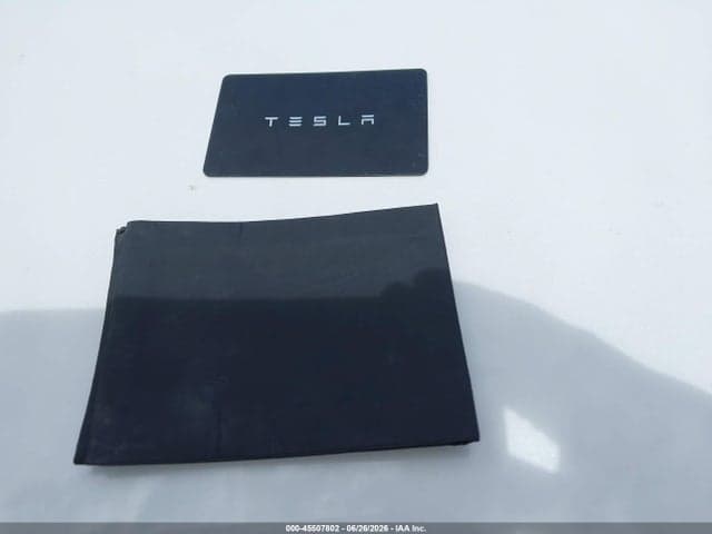 2026 TESLA MODEL Y 11
