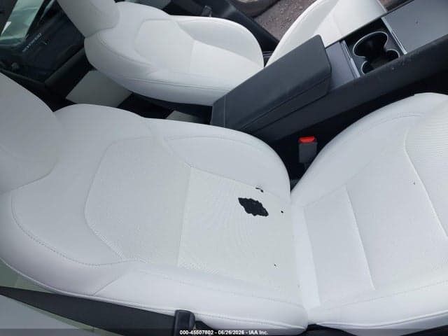2026 TESLA MODEL Y 20