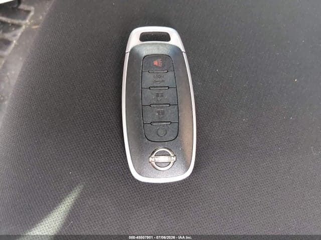 2025 NISSAN SENTRA SR 11