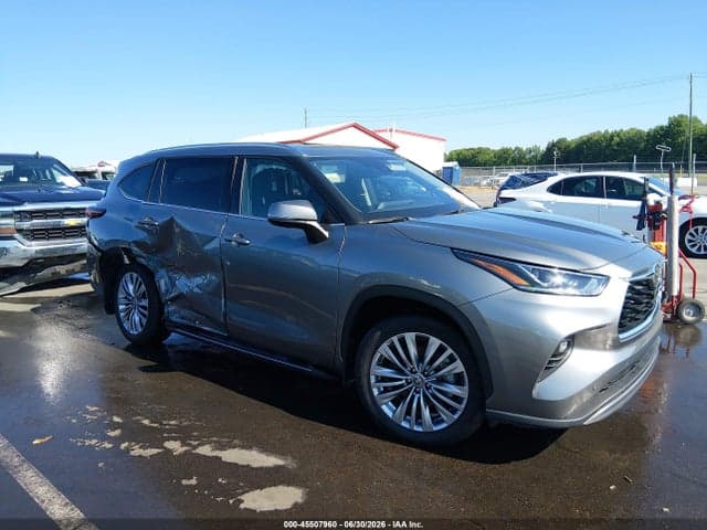 2025 TOYOTA HIGHLANDER PLATINUM 1