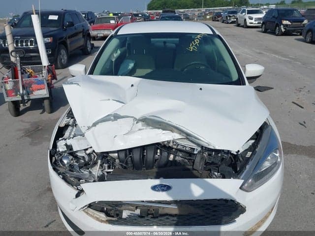 2018 FORD FOCUS SE 12