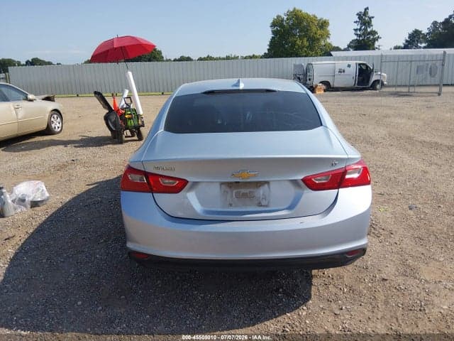 2017 CHEVROLET MALIBU 1LT 16