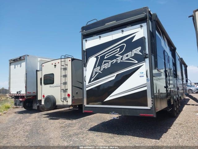 2022 KEYSTONE RV RAPTOR TOY HAULER SE 4