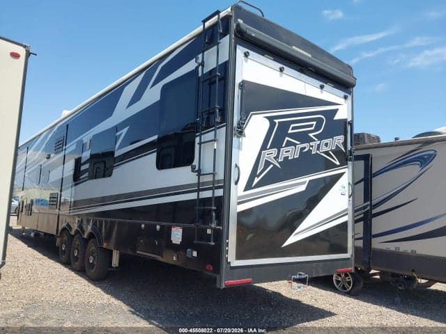 2022 KEYSTONE RV RAPTOR TOY HAULER SE 6