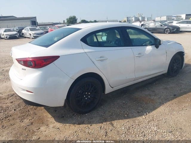 2017 MAZDA MAZDA3 SPORT 4