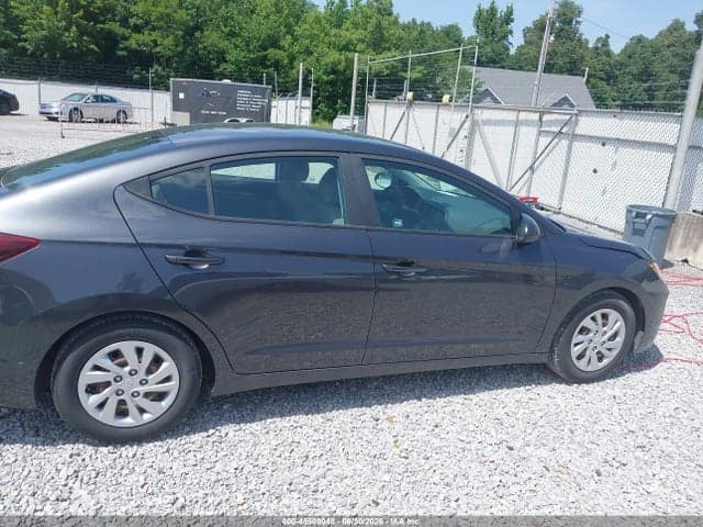 2020 HYUNDAI ELANTRA SE 16