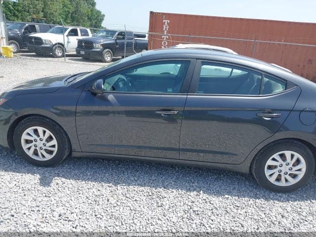 2020 HYUNDAI ELANTRA SE 6