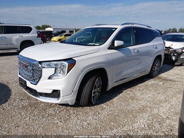 2022 GMC TERRAIN AWD DENALI 2