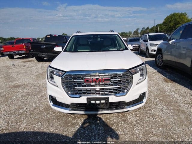 2022 GMC TERRAIN AWD DENALI 12