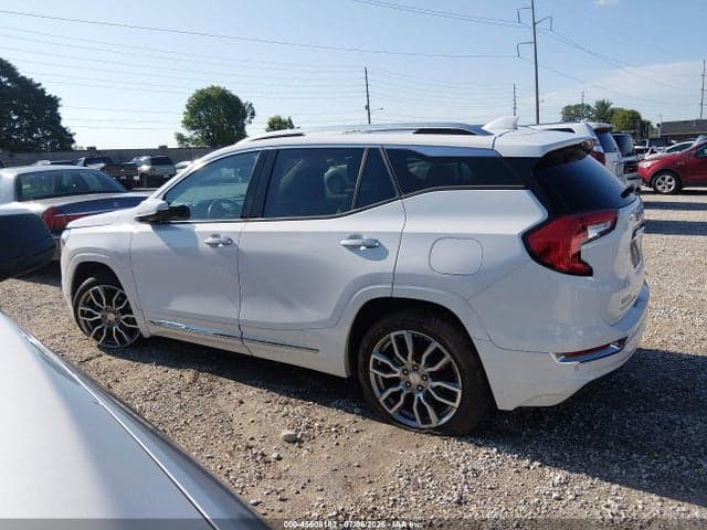 2022 GMC TERRAIN AWD DENALI 14