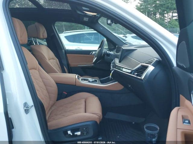2026 BMW X5 PHEV XDRIVE50E 5