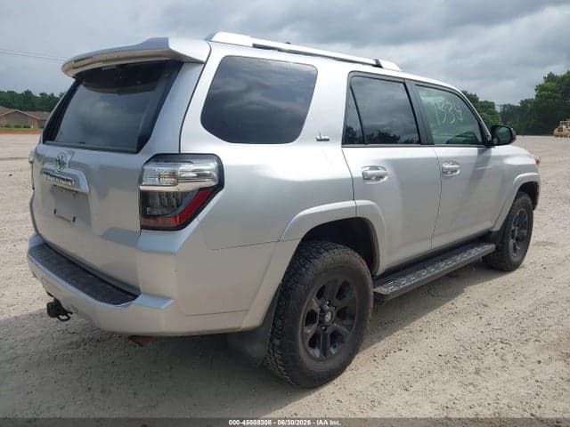 2017 TOYOTA 4RUNNER SR5 4