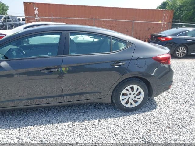 2020 HYUNDAI ELANTRA SE 6