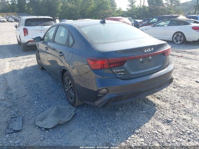 2022 KIA FORTE LXS 3