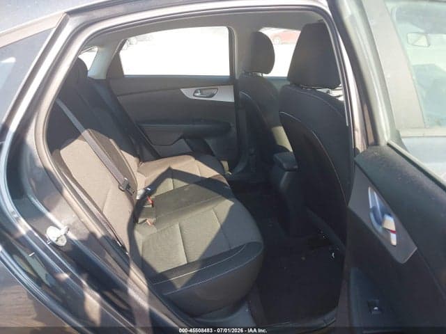 2022 KIA FORTE LXS 8