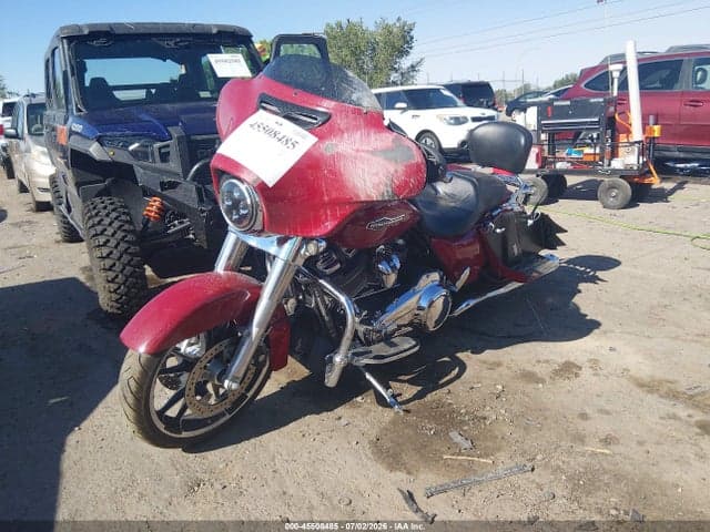 2021 HARLEY-DAVIDSON FLHX 2