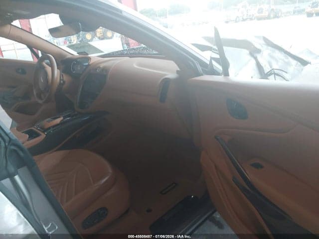 2023 ASTON MARTIN DBX 707 5