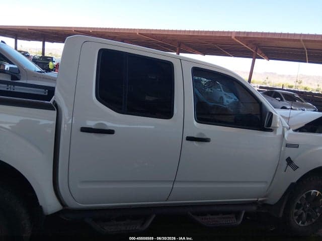 2019 NISSAN FRONTIER PRO-4X 13