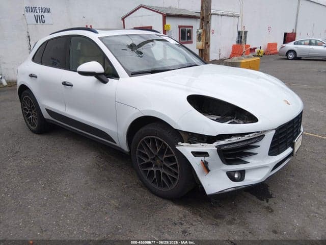 2018 PORSCHE MACAN