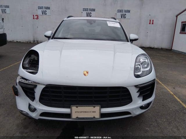 2018 PORSCHE MACAN 12