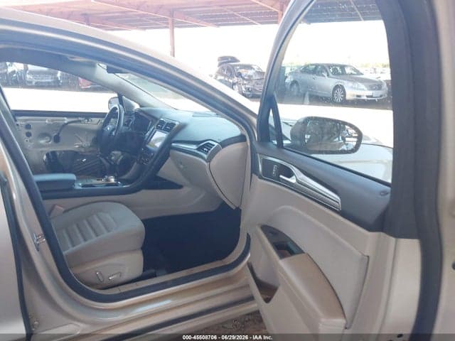 2017 FORD FUSION SE 5