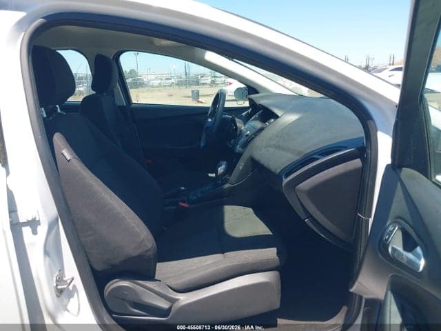 2018 FORD FOCUS SE 4