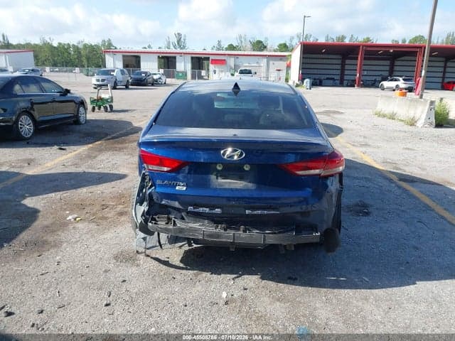2018 HYUNDAI ELANTRA SE 16