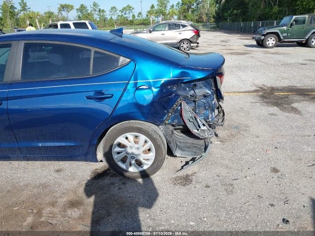 2018 HYUNDAI ELANTRA SE 6