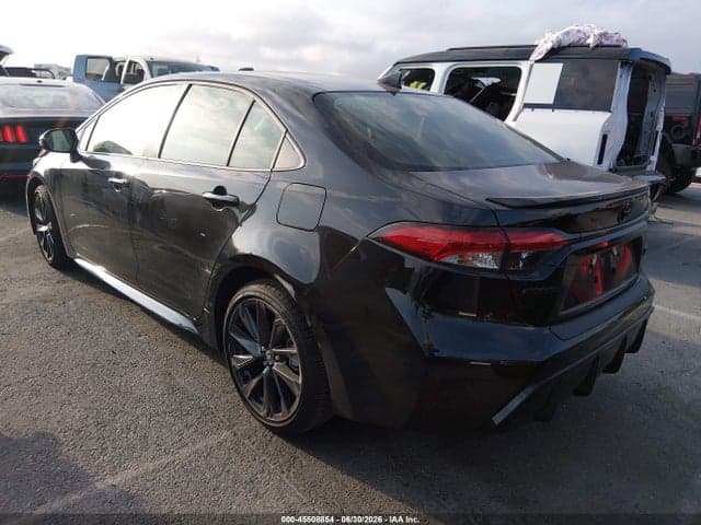 2026 TOYOTA COROLLA XSE 3